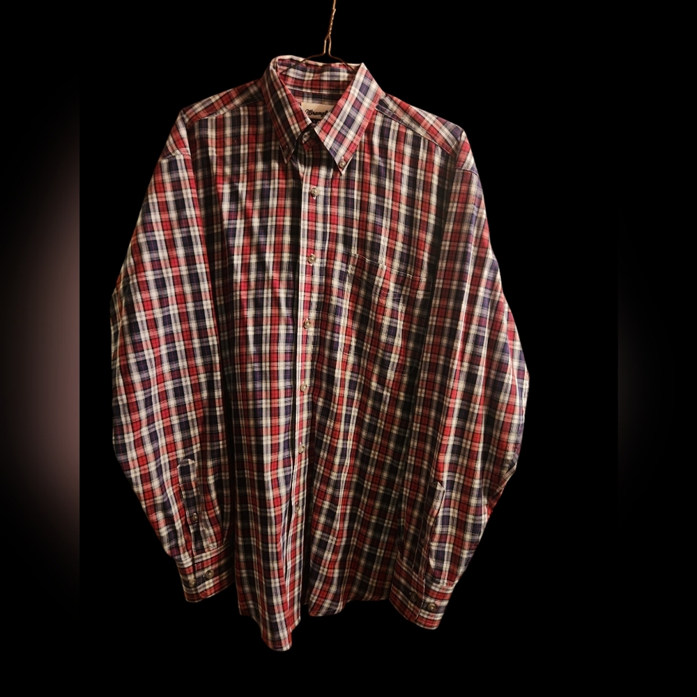 Wrangler Riata Size Med - Picture 1 of 2